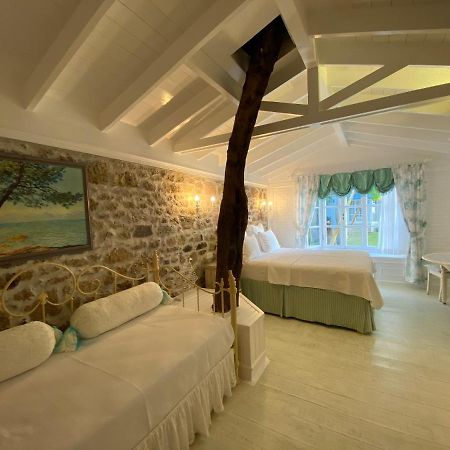 Lola 38 Hotel Фоча Екстериор снимка