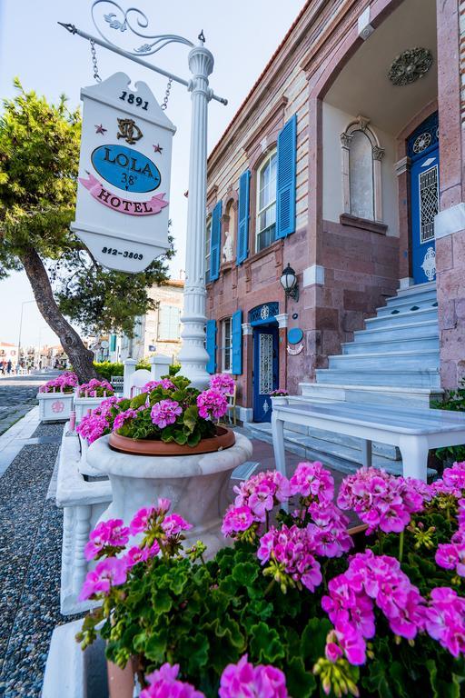 Lola 38 Hotel Фоча Екстериор снимка