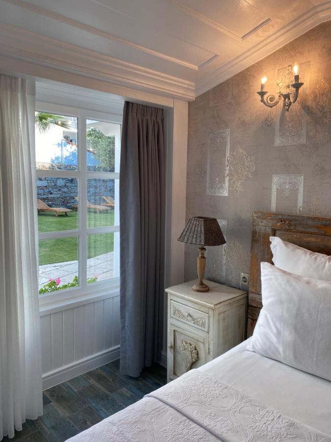 Lola 38 Hotel Фоча Екстериор снимка
