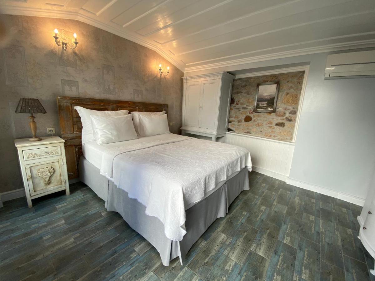 Lola 38 Hotel Фоча Екстериор снимка